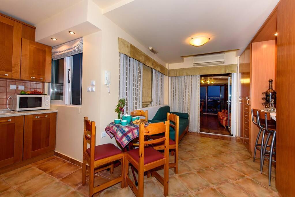 Elisabeth'S Penthouse At The Heart Of The City Rethymnon Exterior foto